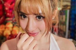 AISS爱丝(黄金版) – 欣阳的连身袜写真更新，听说这次色彩很不错哦？