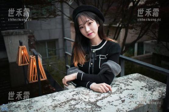 Bambi(밤비)刷出的新风潮，灰丝色中带点俏皮，免费美图好过瘾！