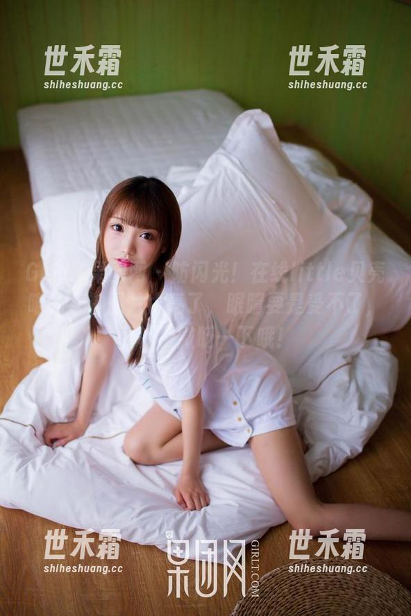 GIRLT果团网 - 防闪光！在线little贝壳喵的女神图片太亮了，眼睛要是受不了，可以稍微眨一下哦！