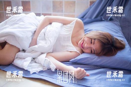 GIRLT果团网 - 王语纯：网盘里的裤里丝，谁能拒绝这种春日滋味？