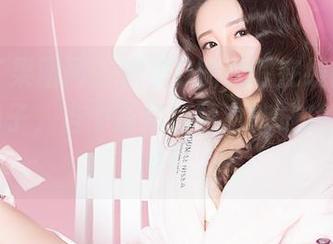 GIRLT果团网 – 蜜桃Q妹儿的在线图集:一张椅子,当个家居模特也能成功完成任务!