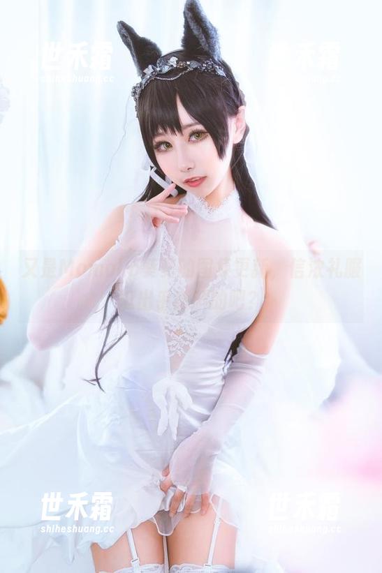 又是Momoko葵葵的图集更新，信浓礼服挺出乎意料的吧？