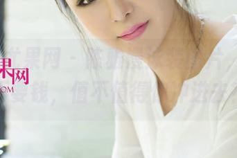UGirls尤果网 – 陈雅漫泳装图片，一整套不要钱，值不值得你冲进去？