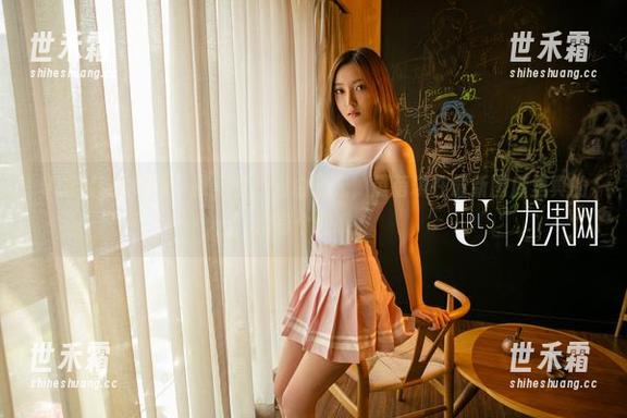 UGirls尤果网 - 教室里的自由时光，黛蓓琪在最新图库里真的很有个性哦。