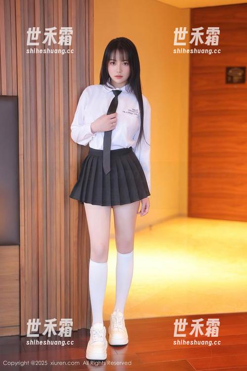 Xiuren秀人网-Candy糖糖 Xiuren秀人网 - Candy糖糖的全套婚纱图集:魔法般的白色泡泡