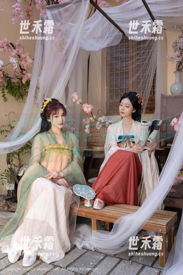 Xiuren秀人网 - 温柔的作品，SOLO-尹菲又在透出一点青涩，难道这是她的绝招？我出神了。