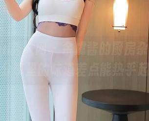 Xiuren秀人网 – 余虞酱的厨房杂碎,图片分享里的味道差点能热乎起来