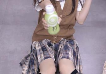 Xiuren秀人网 – 厨娘刘婷婷的奇遇，高分辨率图包想让你认出每一道菜的灵魂