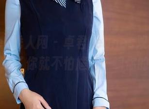 Xiuren秀人网 – 卓君Jeanes双人图，下载了你就不怕尴尬…骗你的！