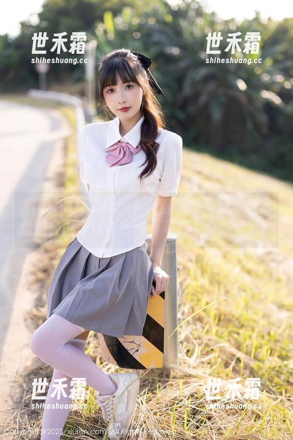 Xiuren秀人网-张庭蓉 Xiuren秀人网 - 随便翻了翻张庭蓉的体操服套图,难道我也得考虑入个体操班?