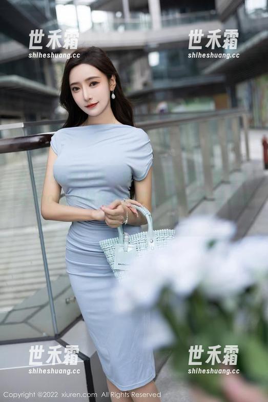 Xiuren秀人网 - 想要一张壁纸？看徐莉芝Booty用棉袜也能变成美图，这可是脑洞大开！