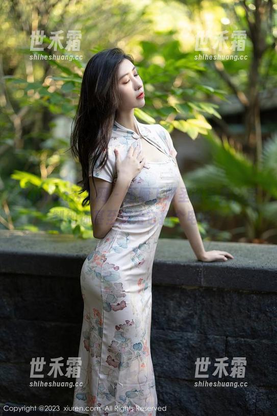 Xiuren秀人网-王俪丁呀 Xiuren秀人网 - 王俪丁呀圣诞写真,定制到你甚至想给它打个电话!
