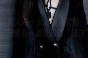 Xiuren秀人网 – 女仆制服套图：糯美子mini好像有一双隐形的“清洁”手