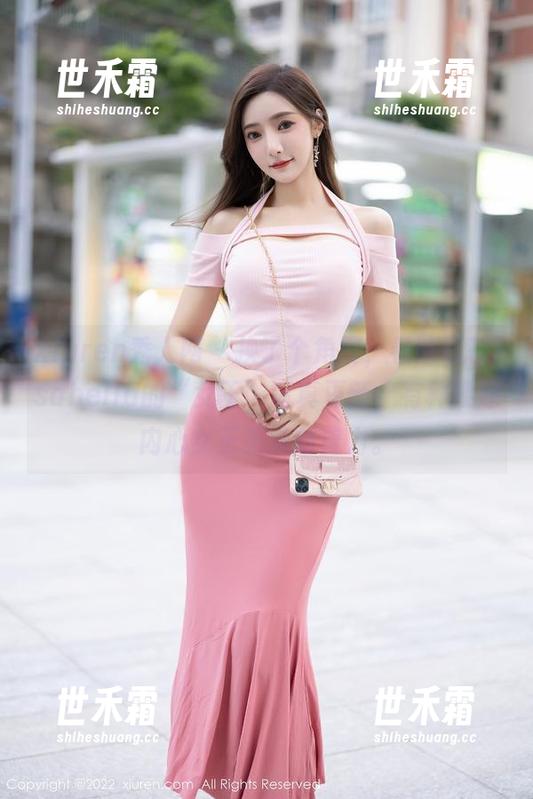 Xiuren秀人网-陈巧蓓isabella Xiuren秀人网 - 换了个角度,看陈巧蓓isabella的“女王”写真更新,有种唤起内心女王范儿的魔力。