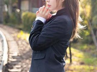 YouMi尤蜜荟 – lingyu69的奶牛最新写真集——谁说只有小清新？