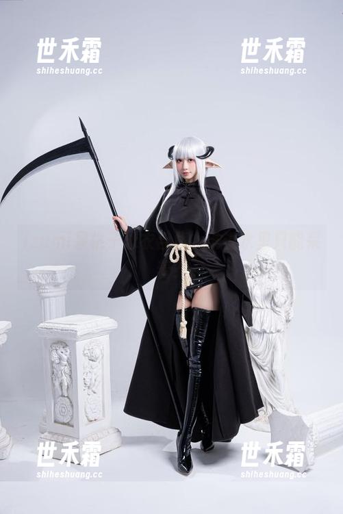izumi泉桃子泳衣合集，谁说水里只能呆着？