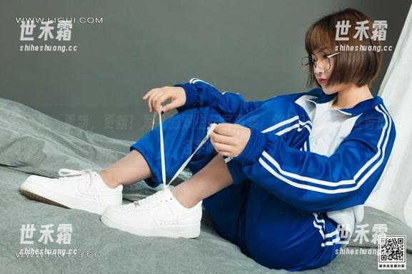 丽柜 - 更新，更新！凉儿的双生花写真集，这回不愧是莲丝香的名字啊！