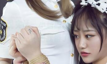 丽柜 – 说实话，小唐的颜丝互动，哪一张真把我懵了？