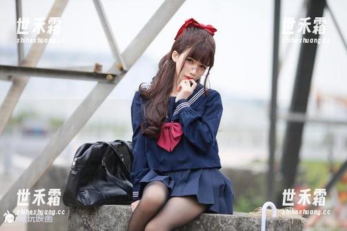 有个图包叫兔玩映画，里面藏着最元气的少女们，谁能拒绝呢？