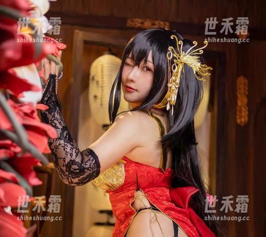 咔喵KANEKO的短裙原图里藏着的那些小高跟故事