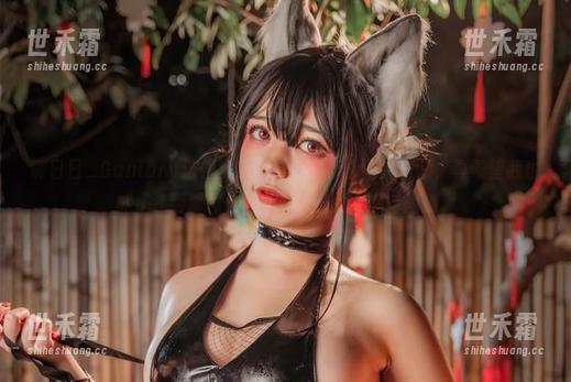 啊日日_Ganlory这位全套网袜写真行业的魔法师，真希望我也能get到那种仿佛随手一拍的慵懒时尚感。