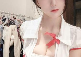 微密圈 – 小玉吃果冻的兔女郎写真，福利设计得真不错，简约又直击心灵