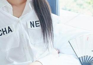 尤蜜荟 – 借物生情:李薇薇的蕾丝原图,谁说不可爱呢