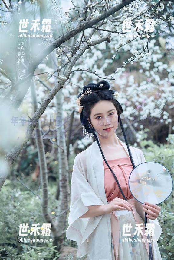 年年Nnian图库上架：这可不止是美娇娘，还有哪些你意想不到的“驚艳”呢？