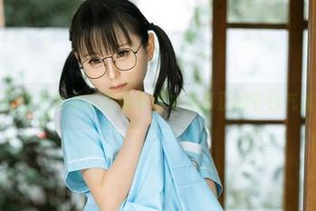 谁能想到幼水铃衣的圣诞小鹿才是真正的节日气氛大师？