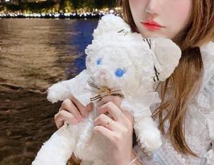 彩芸_Nebula的亚列尔图集来啦，要不要下载一波？你的手机也要“开眼界”！