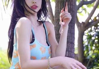 微密圈 – 徐珺大哥浴室图册，不仅仅是水汽，还有些小心思。