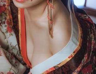 无颜小天使wy：在绳子上的浪漫冒险，快戳我的写真图集吧！