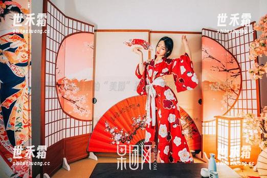 果团网 - 陈雅漫的“美脚”探险，原图让你刮目相看！