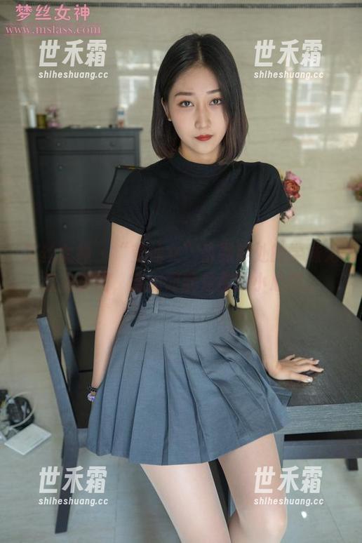 梦丝女神 - “莹仙女”恰到好处的学妹无圣光套图，隐约间就是那股小心思。