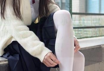 森萝财团 – 轻柔步伐:小夜月下006的白丝15D超薄合集又现身,更新的惊喜就藏在这里!