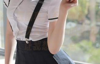 模范学院 – 原图真心不置可否，但死库水的画面感，久久Aimeea的品位…不由得让我想多一点