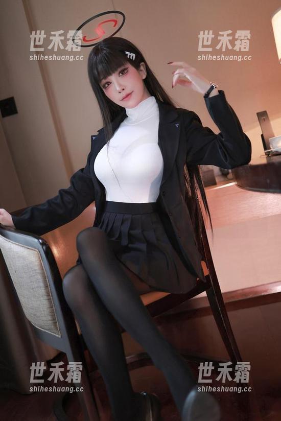 水淼aqua的学妹写真，真愿意做个围观者，图包带你梦回校园。