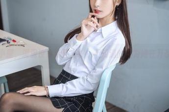 女仆与小屋，泥泥汝更新又上线，不知道的以为她在开茶馆呢。