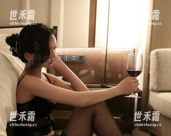 牛奶里的果汁 微密圈 - 高清原图合集:牛奶里的果汁和眼镜神奇碰撞,捡漏的节奏!