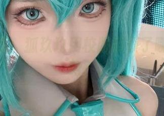 精选图集:狐玖玖用校服解锁了哪个新姿势?