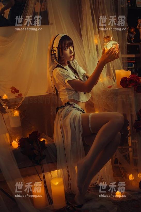 看疯猫ss如何驾驭礼服？快速分享这一系列有趣图片！