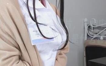 白银81的“小白狼”照片，隐约中、深藏着几分小情愫，喔，这是什么套路？