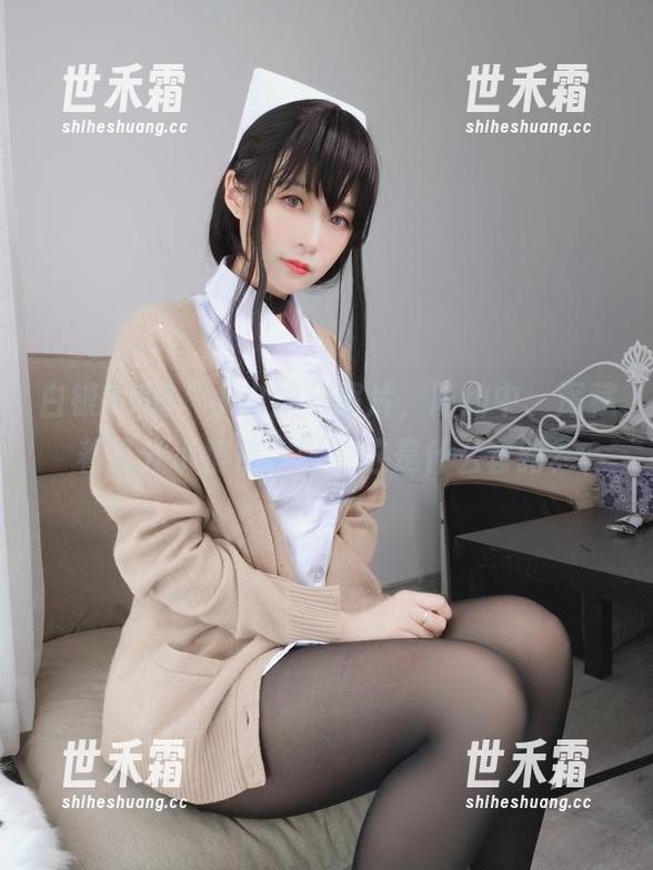 白银81的“小白狼”照片，隐约中、深藏着几分小情愫，喔，这是什么套路？