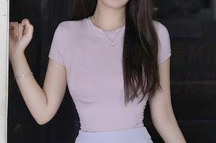 秀人网 – 姐姐的不同寻常：看Miko酱的图片资源是种好奇又刺激的体验呢。