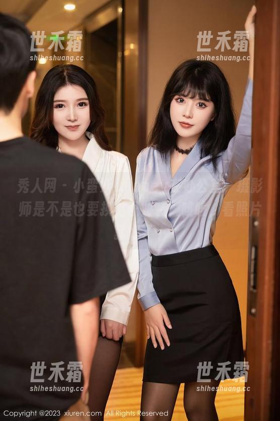 秀人网 - 小蛮妖_honey在办公室，摄影师是不是也要换上职业装？咳咳，看照片就好了…