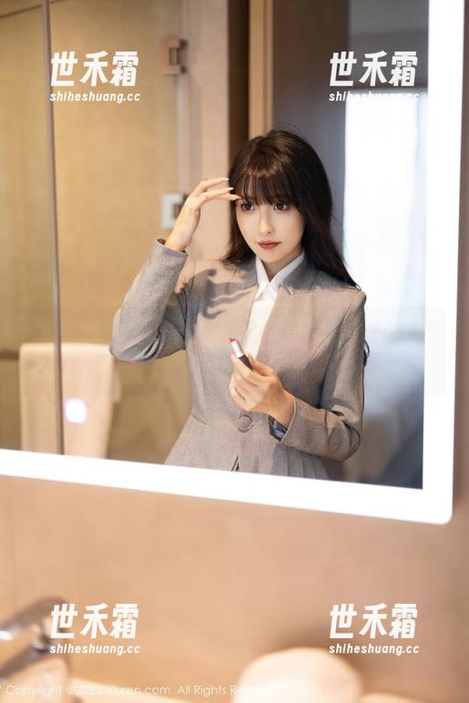 秀人网-徐莉芝Botty 秀人网 - 当徐莉芝Botty穿上睡衣,私拍的画面真是让人百看不厌啊