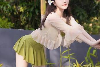 秀人网 – 当清水美嘉摇身变成修女，这壁纸我想每天都换着用！