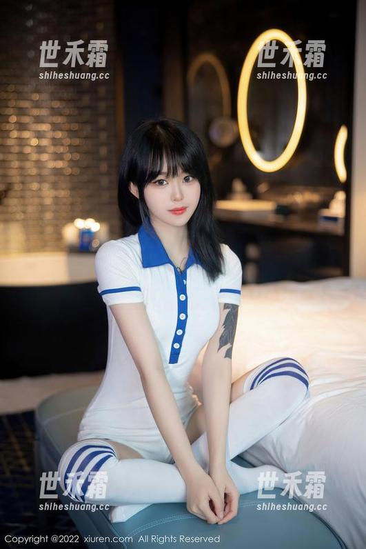 秀人网-糯美子nini 秀人网 - 糯美子nini和她的学妹,总有妙处值得回味——图片合集
