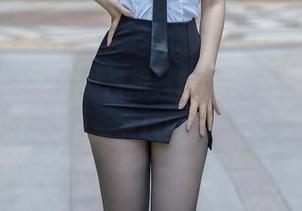 秀人网 – 一张图片扭转乾坤,美七Mia的万圣节技能我服