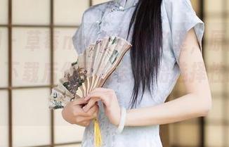 秀人网 – 草莓mm长腿在这里,原图值得珍藏,下载后你可能会开始选择性的失明!